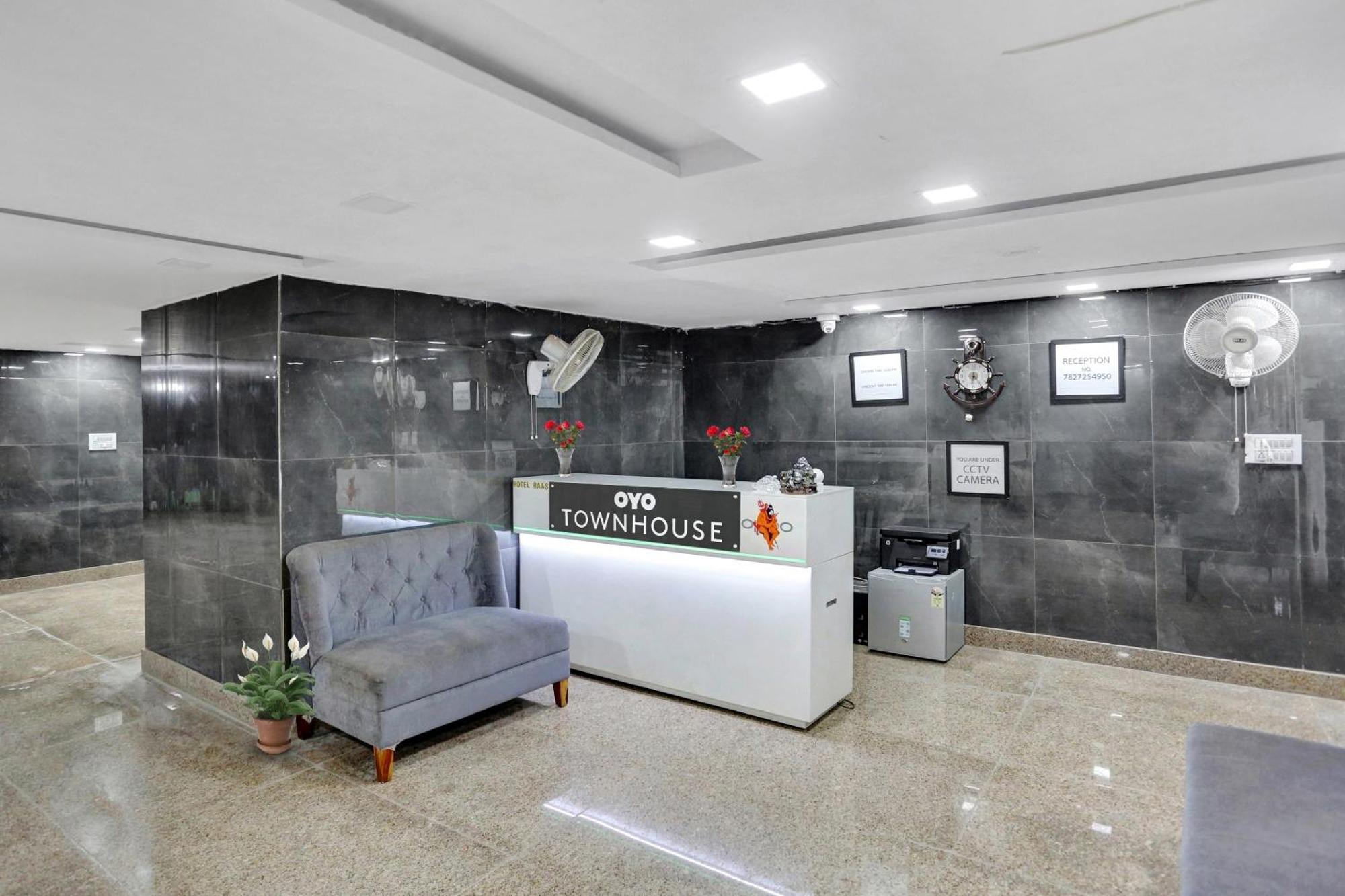 Capital O Hotel Moody Inn Delhi  Eksteriør bilde
